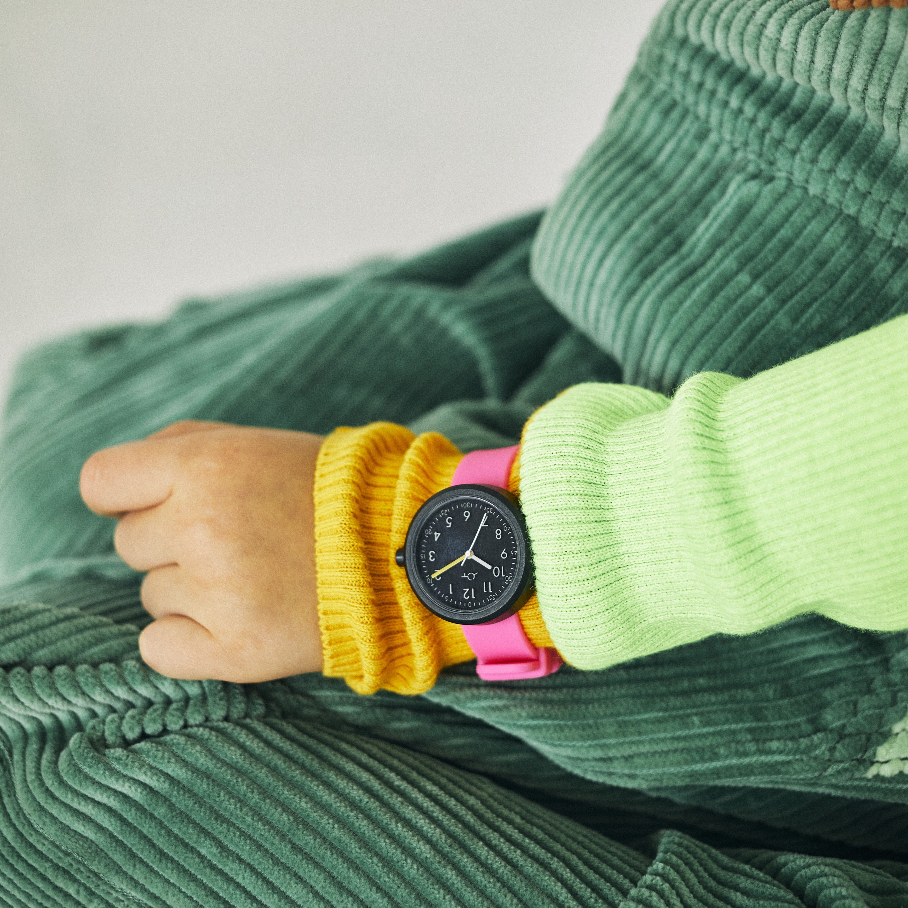 YOT WATCH Kids Vivid Pink / BK