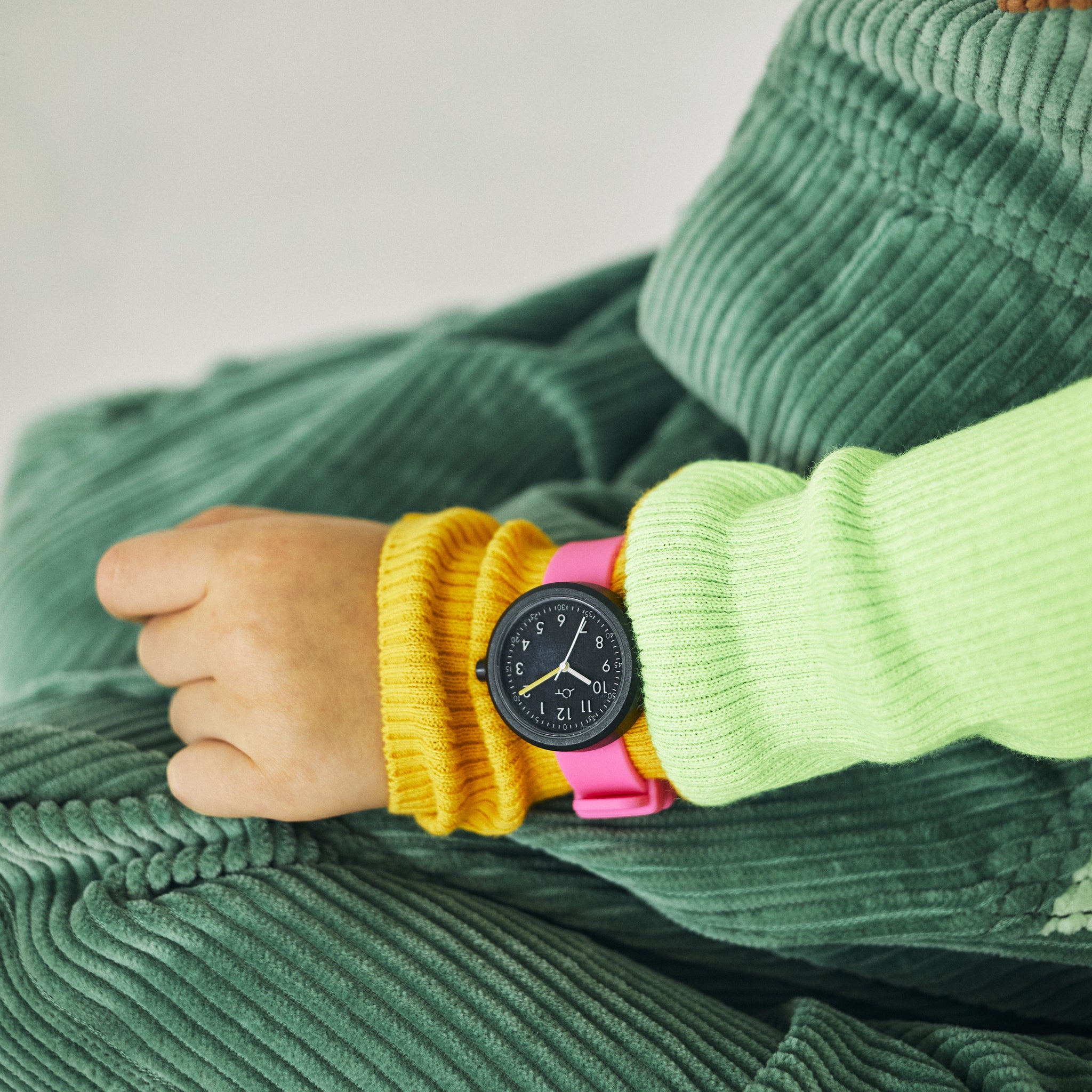 YOT WATCH Kids Vivid Pink / BK